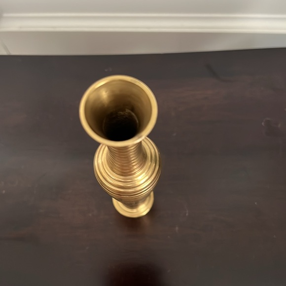 Beautiful brass bud vase - Picture 3 of 5